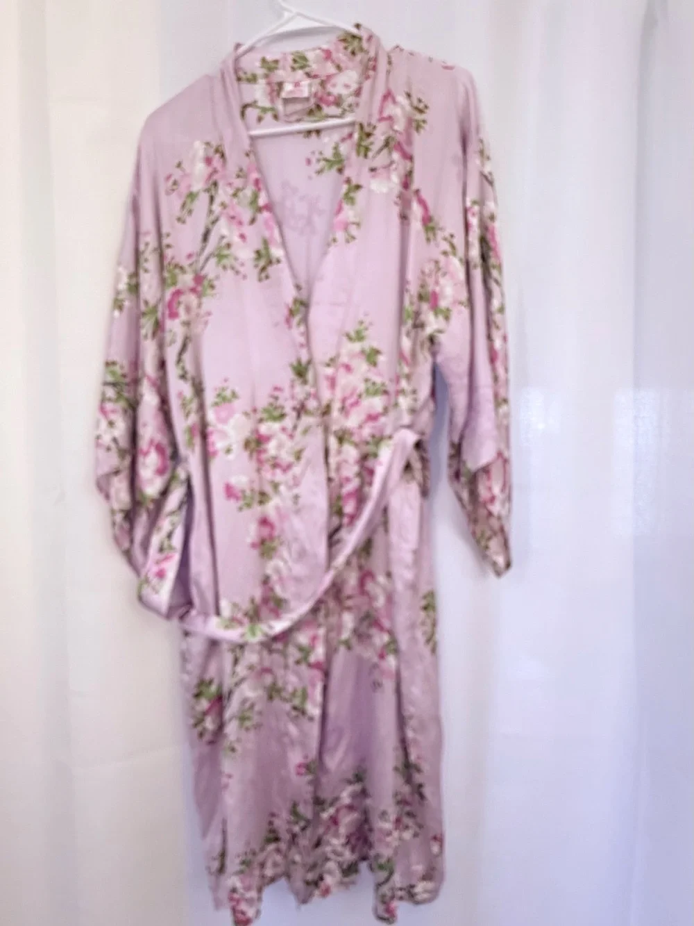 Japanese robe 100% Silk Beautiful Floral Design